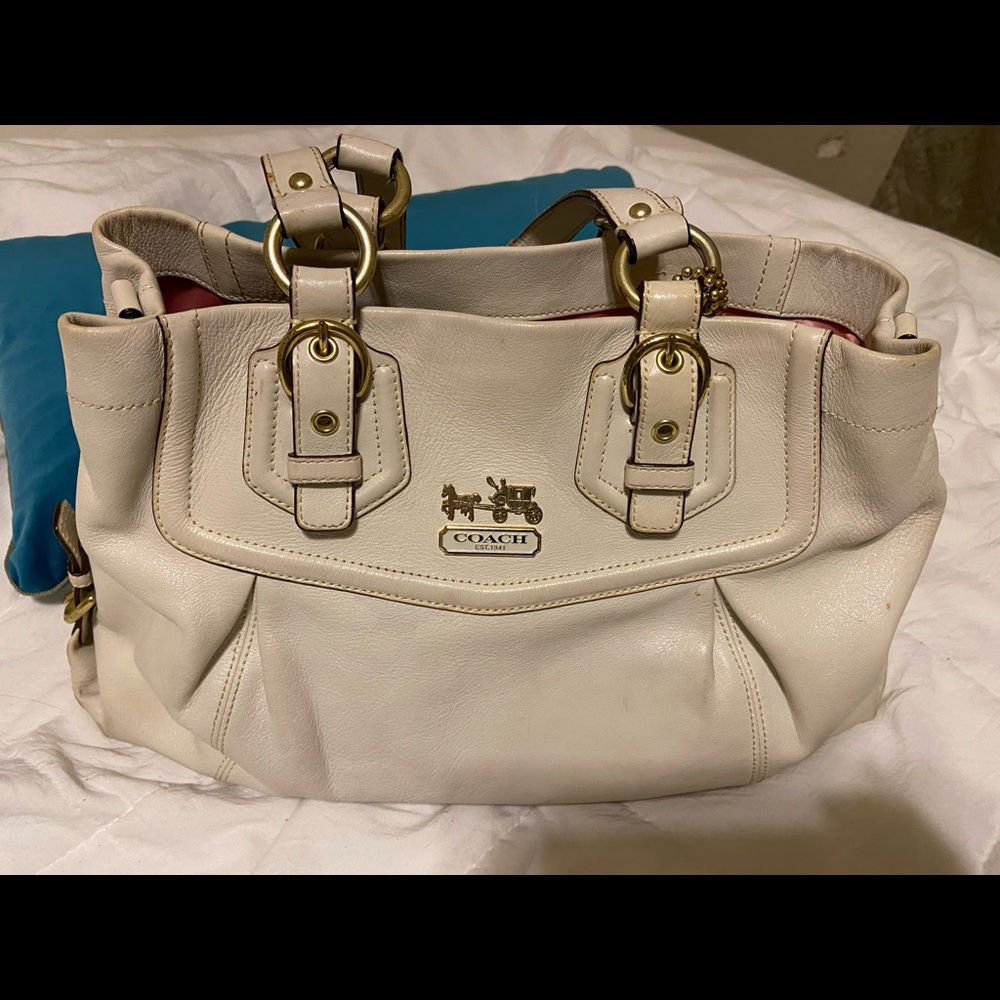 Coach purse for sell